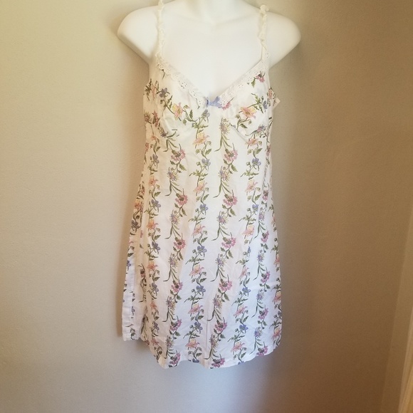 LOFT Other - 2 for 15$ loft white nightgown with floral print